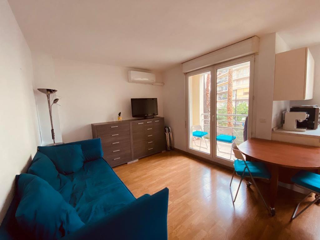 Pretty Flat 2Mn From Beach Apartment Nice Ngoại thất bức ảnh